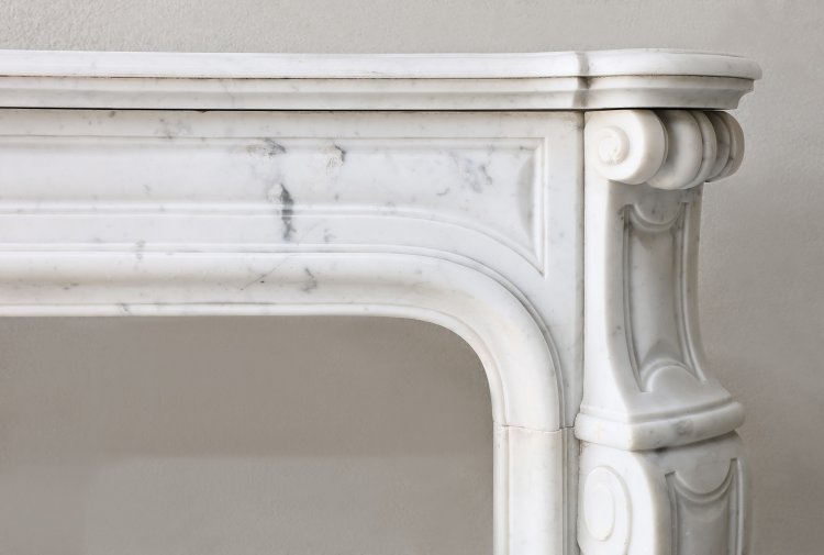 oude franse carrara marmeren mantel